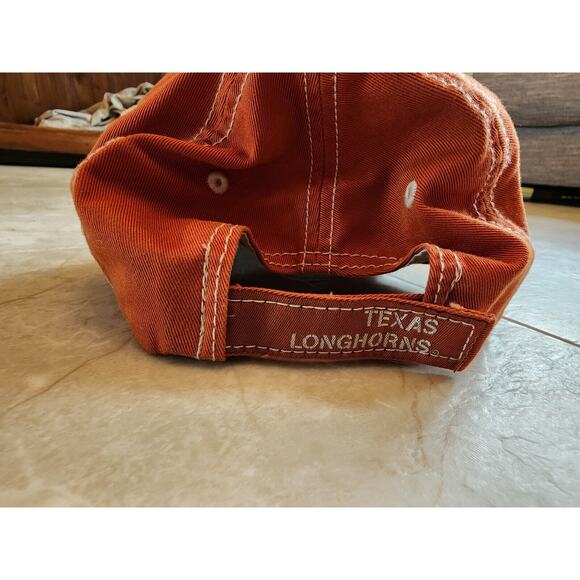 Texas Longhorns Signature Series Official Collegiate Ballcap - Picture 5 of 5